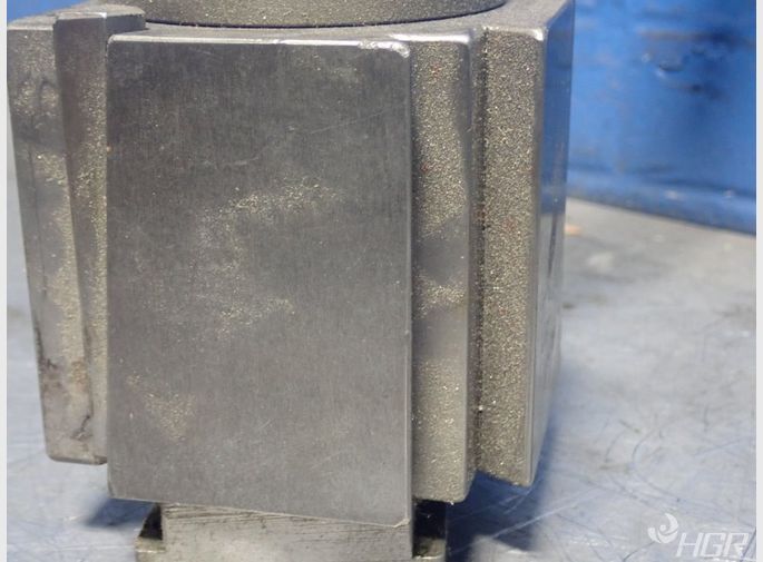  Tool Post