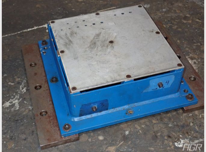  Machine Table Riser
