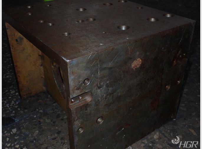 Machine Table