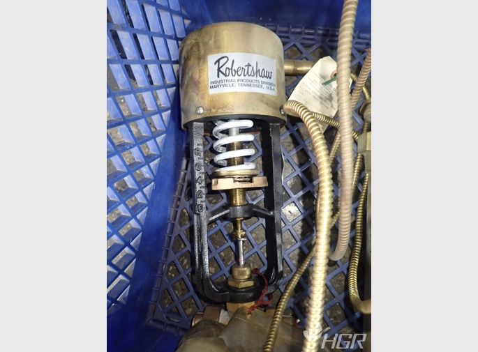 Robertshaw Temperature Regulator