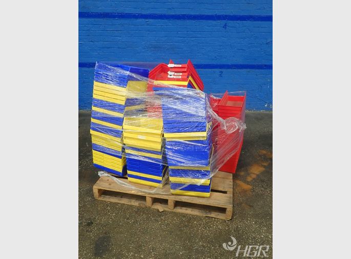  Plastic Bins
