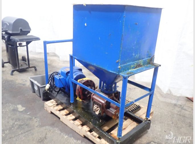  Grease Hopper