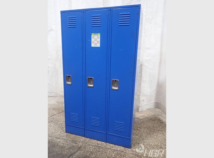  Locker 