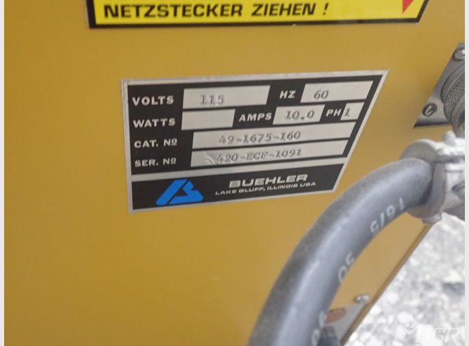 Buehler Polisher
