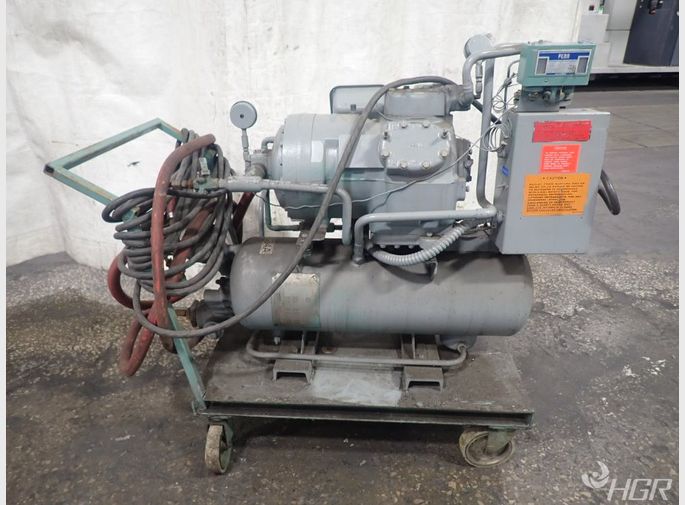  Refrigerant Compressor