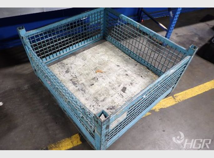  Stackable Wire Basket