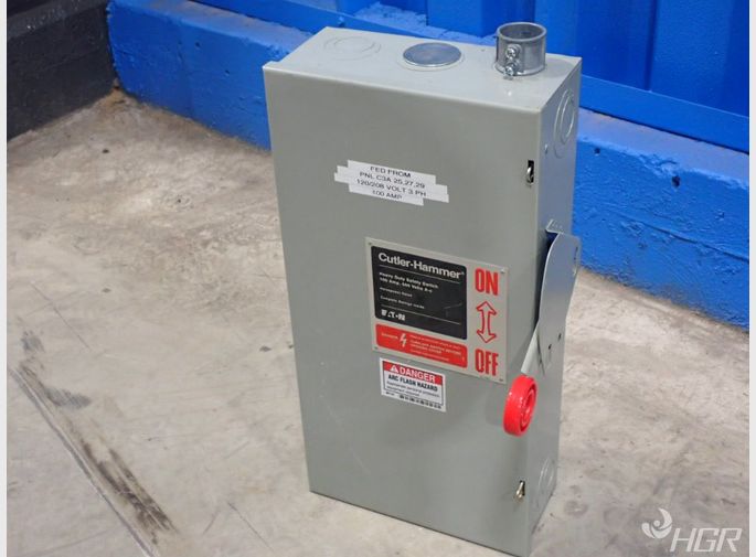 Cutlerhammer Heavy Duty Safety Switch