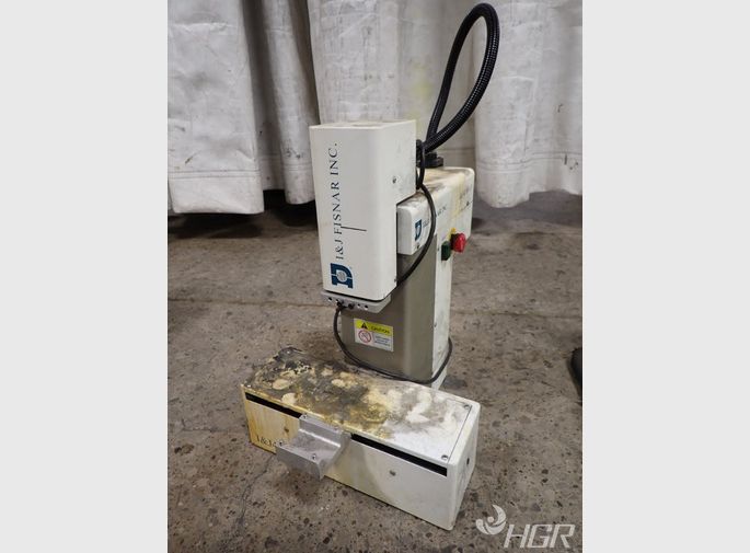 I  J Fisnar Inc Dispensing Robot