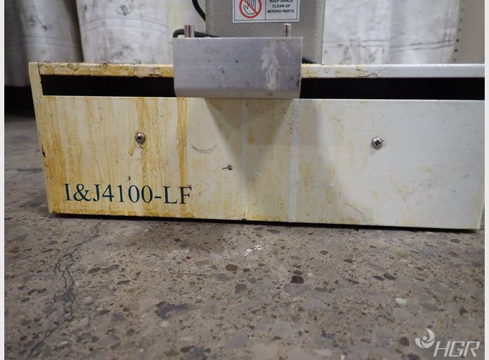 I  J Fisnar Inc Dispensing Robot