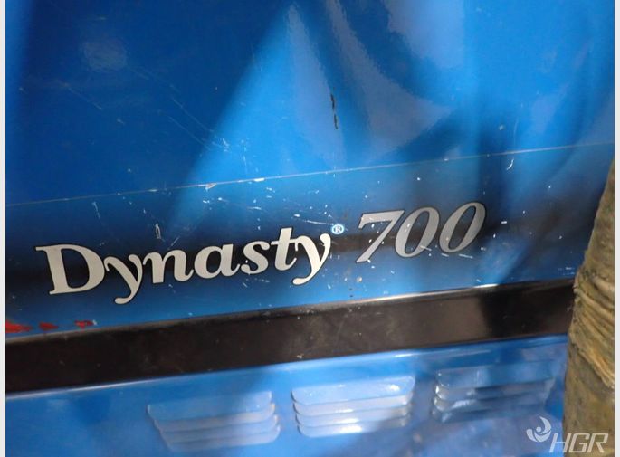 Miller Miller Dynasty 700 Welder