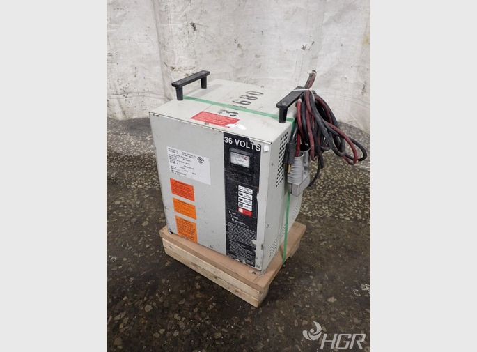  Battery Charger