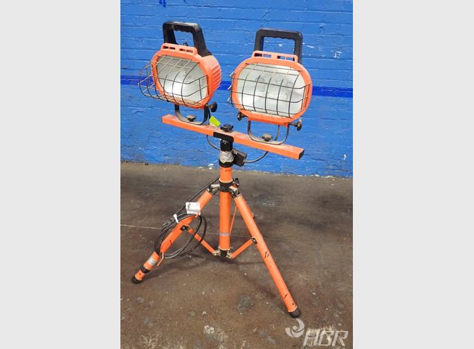 Cooper Lighting Industrial Shop Lamp