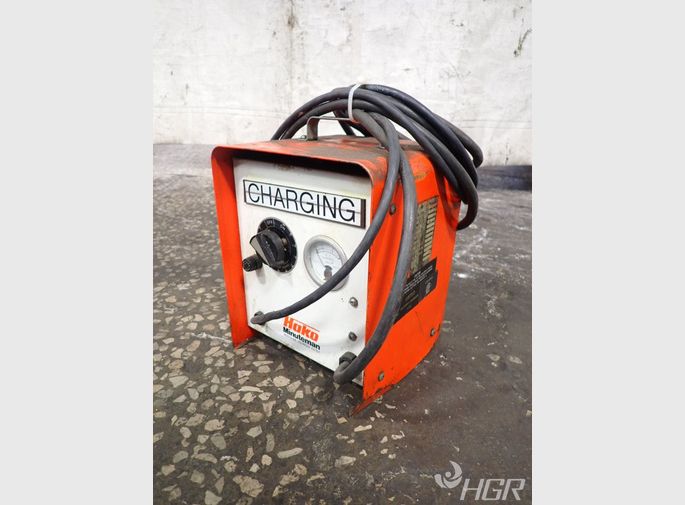 Hako Battery Charger