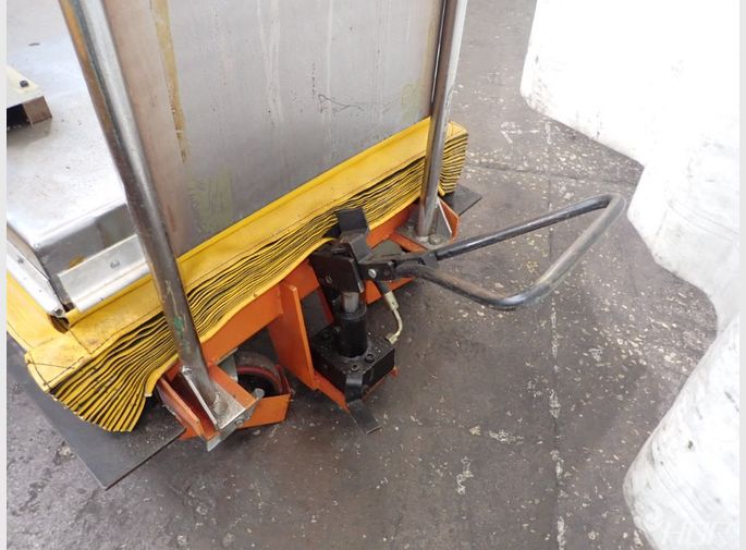  Lift Cart
