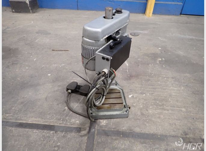 Speedycut Tapping Machine