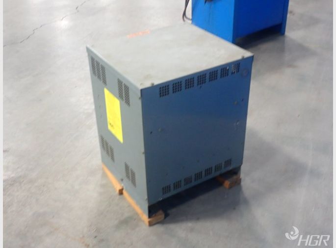 Hobart Brothers Corp Battery Charger