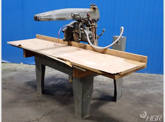 DEWALT RADIAL ARM / CROSS CUT SAW (PRE-OWNED) (CC45U) - GFP Machines