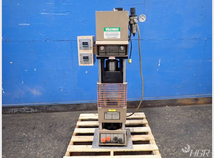 Morgan Injection Molder Press