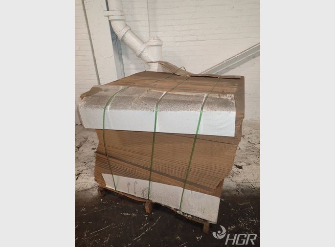  Cardboard Boxes