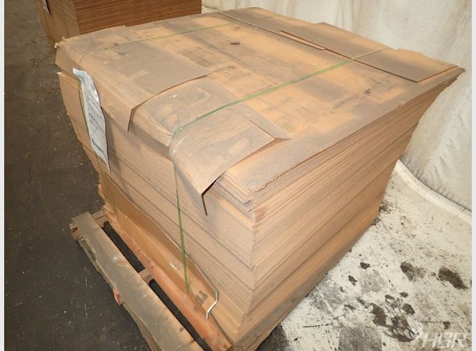  Cardboard Boxes