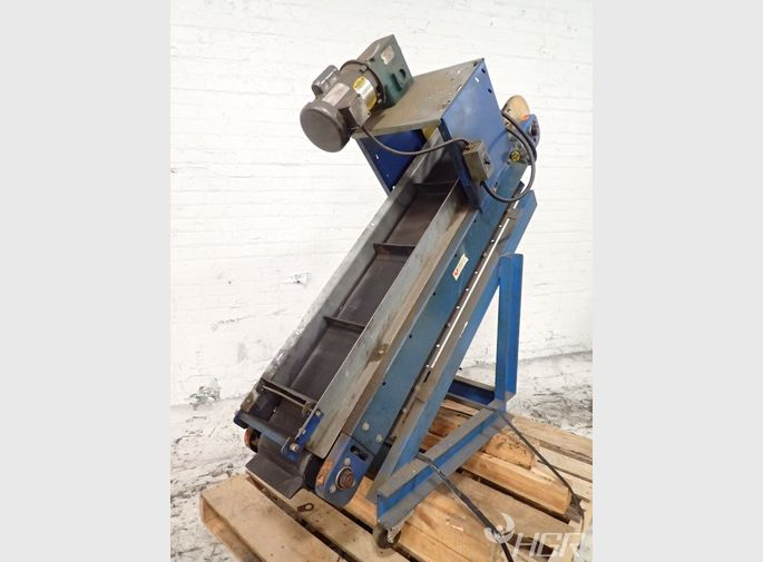 Versa Corp Incline Conveyor