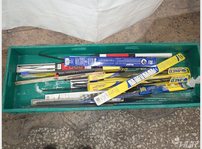  Wind Shield Wipers