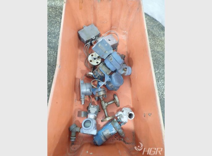  Valves