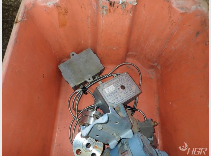  Valves