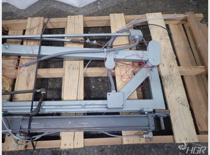  Rail System Manipulator