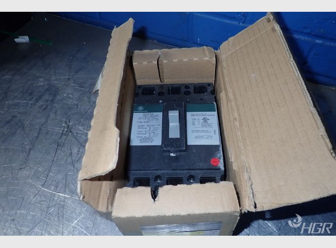 General Electric Circuit Breaker