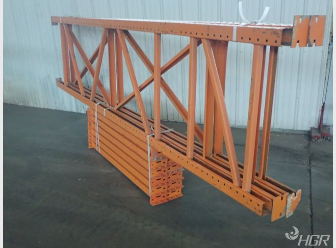  Pallet Racking Lot 