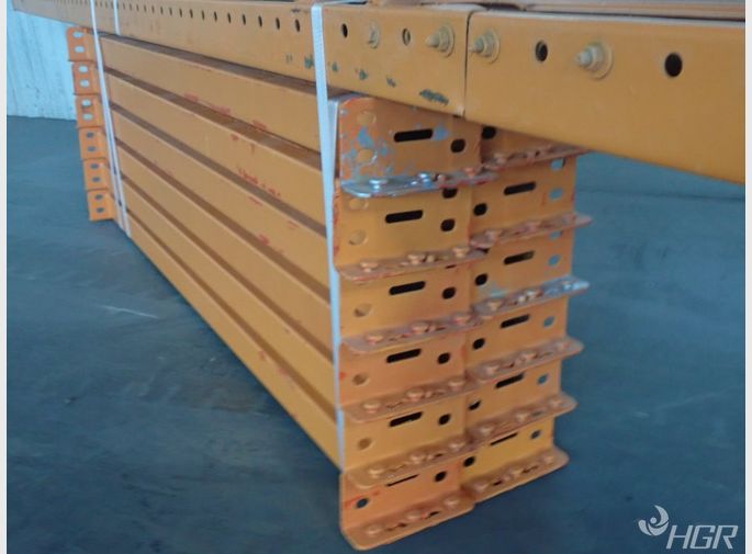  Pallet Racking Lot 
