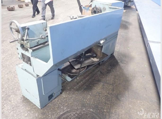 Jing Zhou  Gap Bed Lathe 