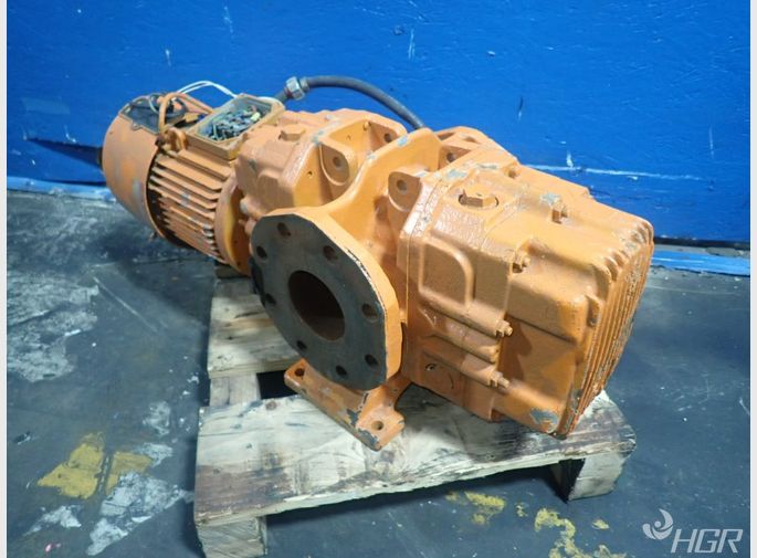  Vacuum Pump