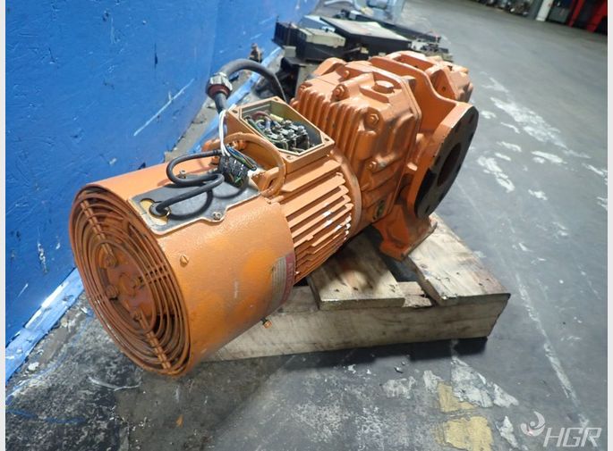  Vacuum Pump