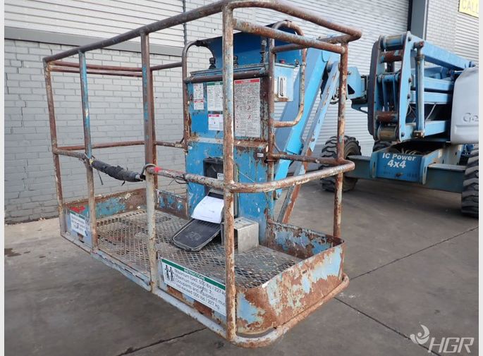 Genie Genie Z4525 Boom Lift