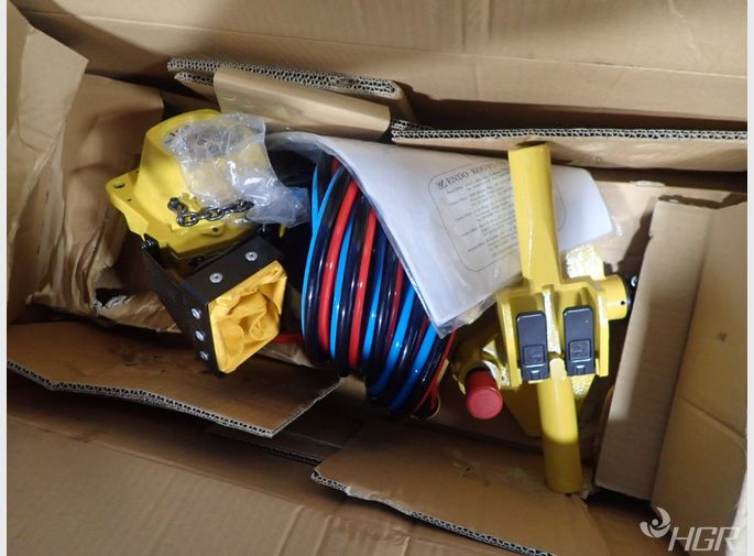Endo Kogyo Air Hoist