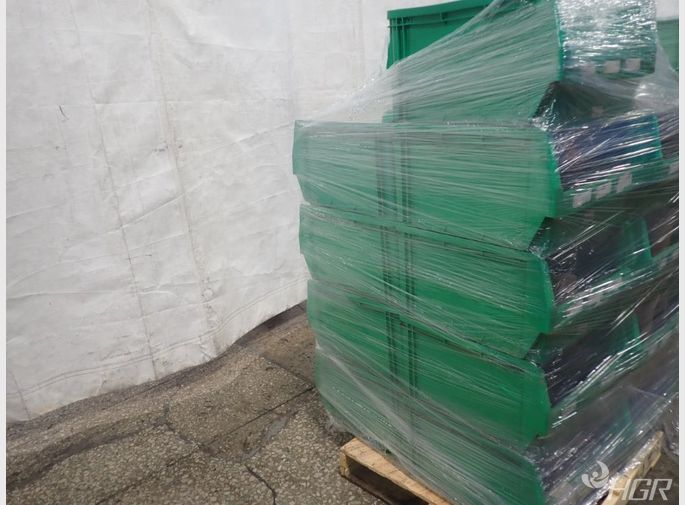  Green Plastic Totes