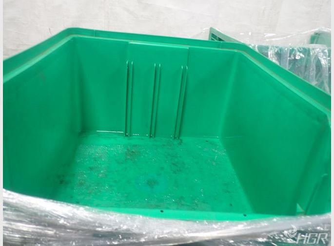  Green Plastic Totes