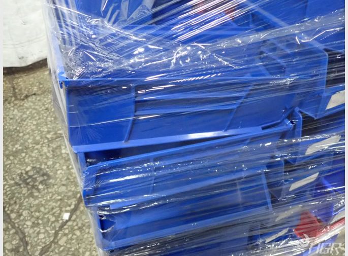  Red And Blue Plastic Totes
