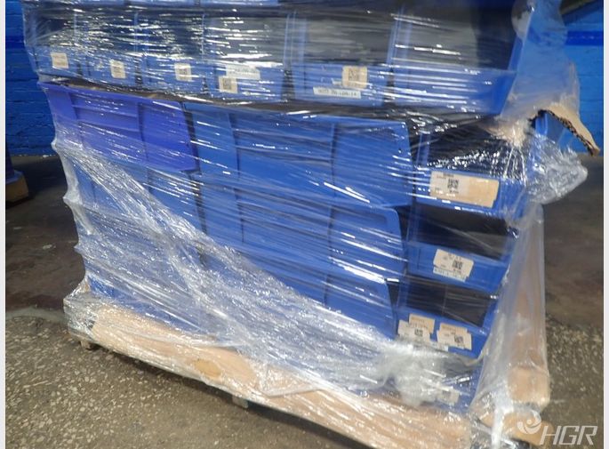  Plastic Bins