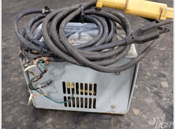 Advance Battery Charger