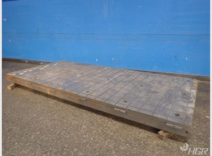 174 X 79 Layout Table
