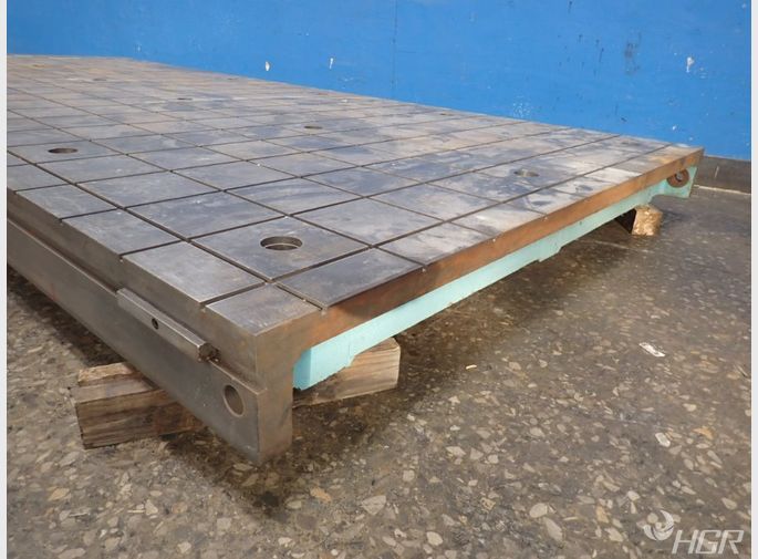 174 X 79 Layout Table