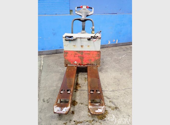 Raymond Raymond 8400 Electric Pallet Jack