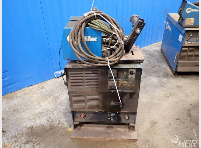 Miller Acdc Welding Power Source Wfeeder