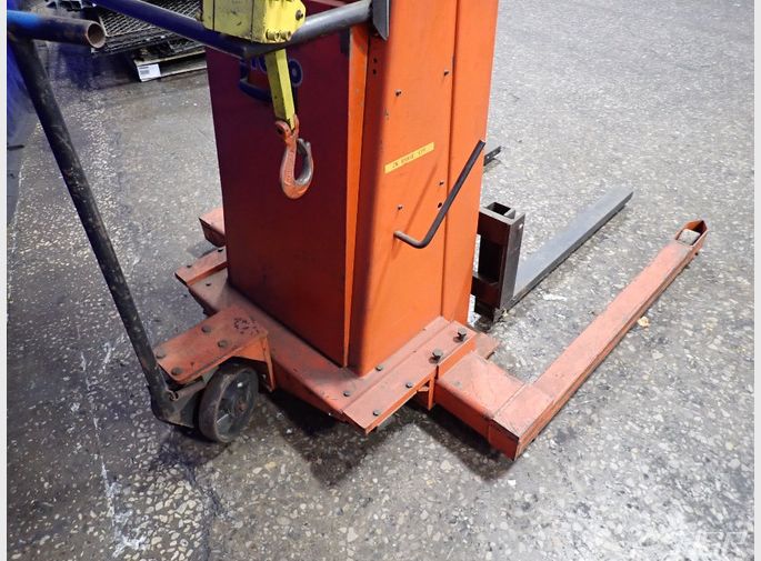 Used Lee Engineering Lift HGR Industrial Surplus
