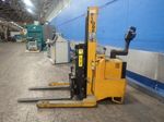 Big Joe Electric Straddle Lift