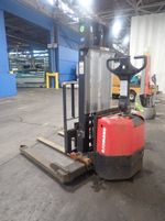 Raymond Electric Straddle Lift