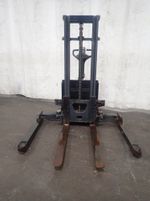 Raymond Electric Straddle Lift